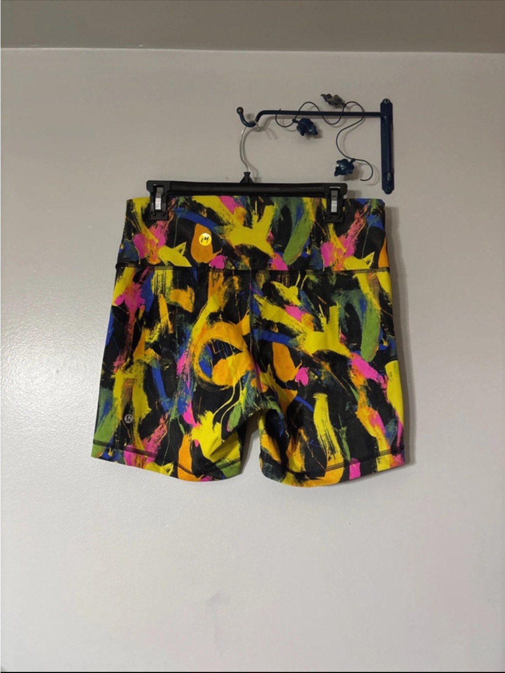 LULULEMON WUNDER TRAIN BIKE SHORTS